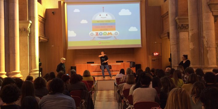 ¡Los profesores de primaria hacen despegar la nave del Proyecto ZOOM!