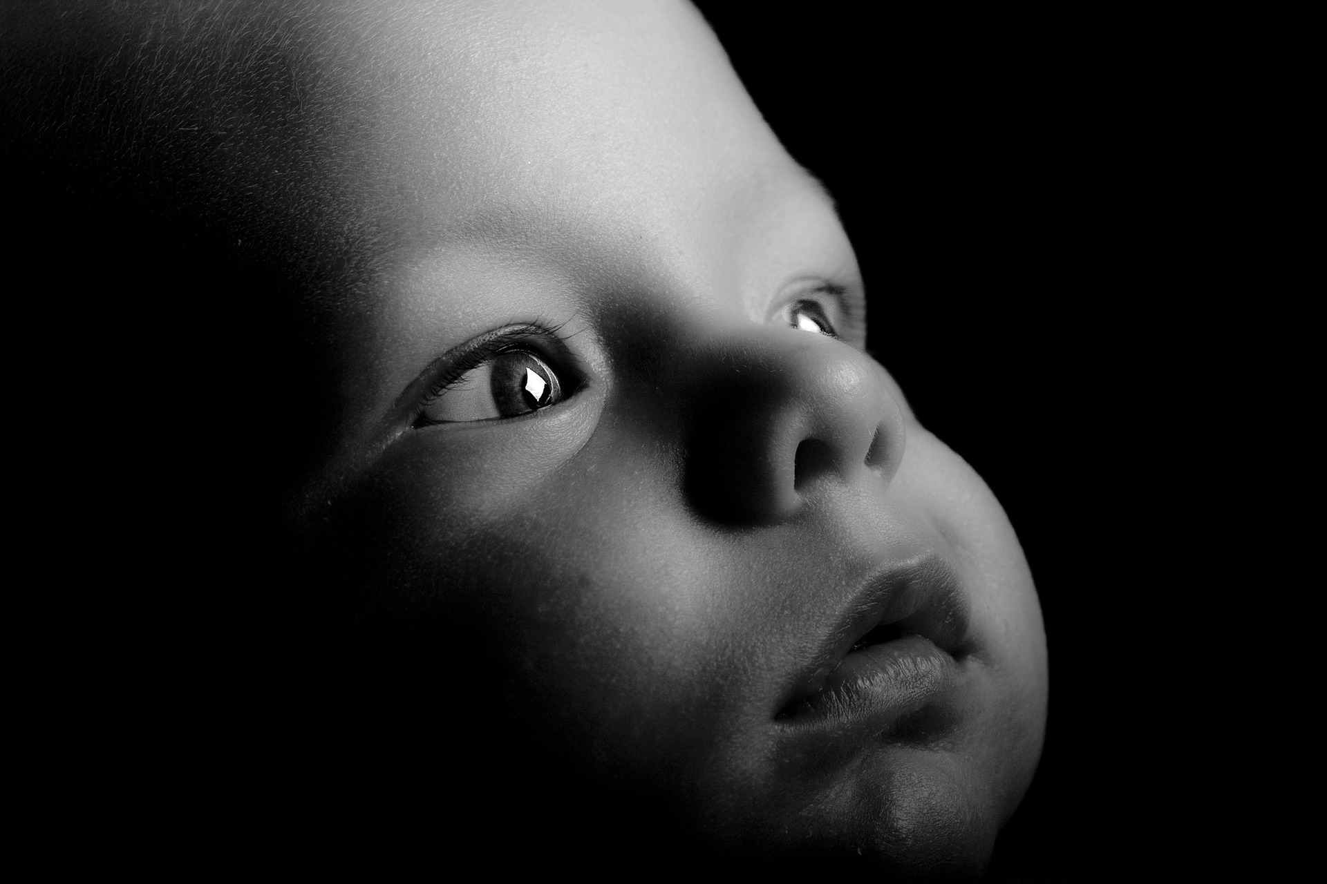 Mirada de nadó per il·lustrar l'estimulació visual