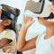 niñas con gafas 3d para Metaverso y la Educación